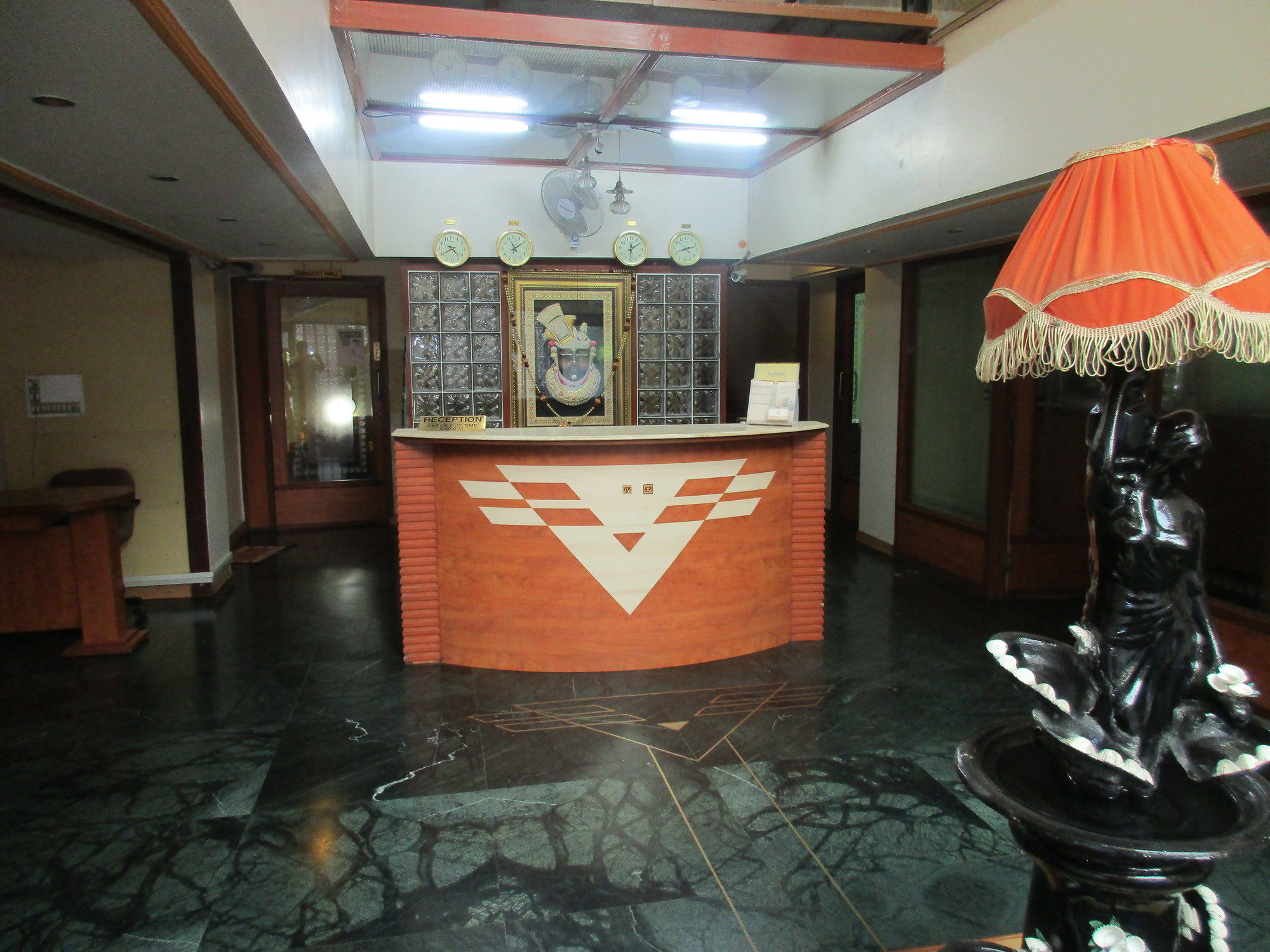 Hotel Sahaj Palace Ахмедабад Екстер'єр фото